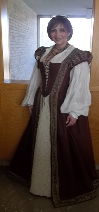 1578 CE Female Wealthy Merchant Class&nbsp;Gown
