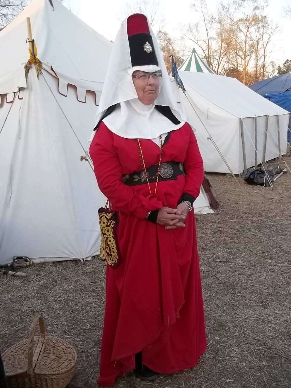 1450 CE Female Burgundian Gown&nbsp;3